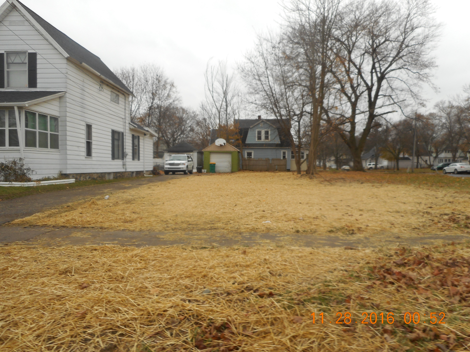 100 Lathrop Ave